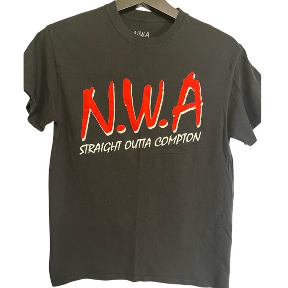 Unisex NWA Straight Out Of Compton Tee-Shirt Size:Medium - Picture 1 of 3